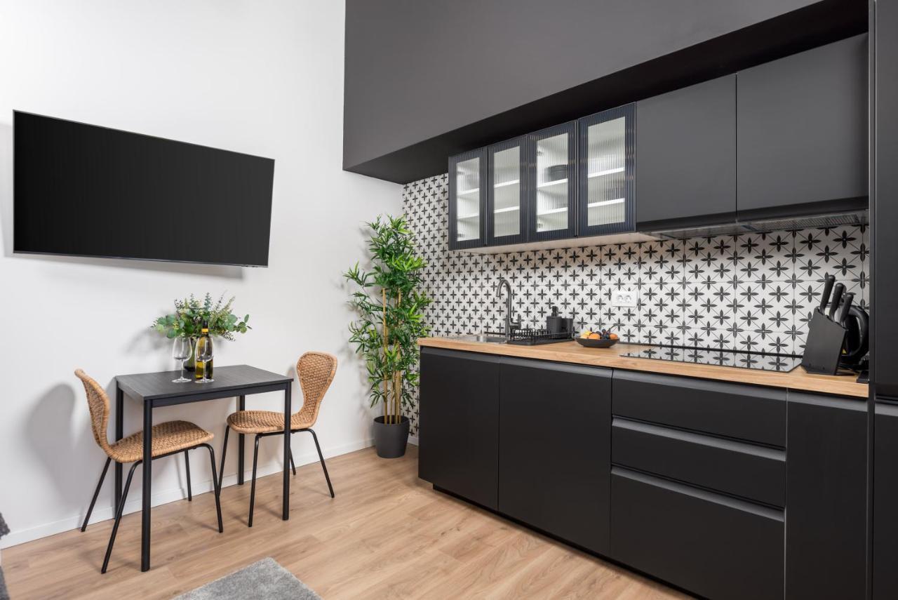 Apartments & Rooms One World Rijeka Luaran gambar