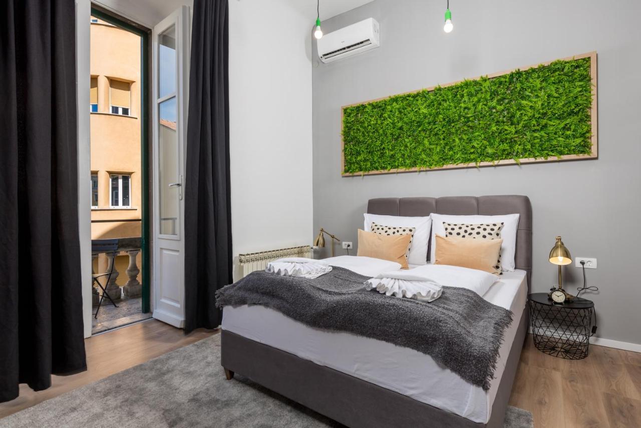 Apartments & Rooms One World Rijeka Luaran gambar