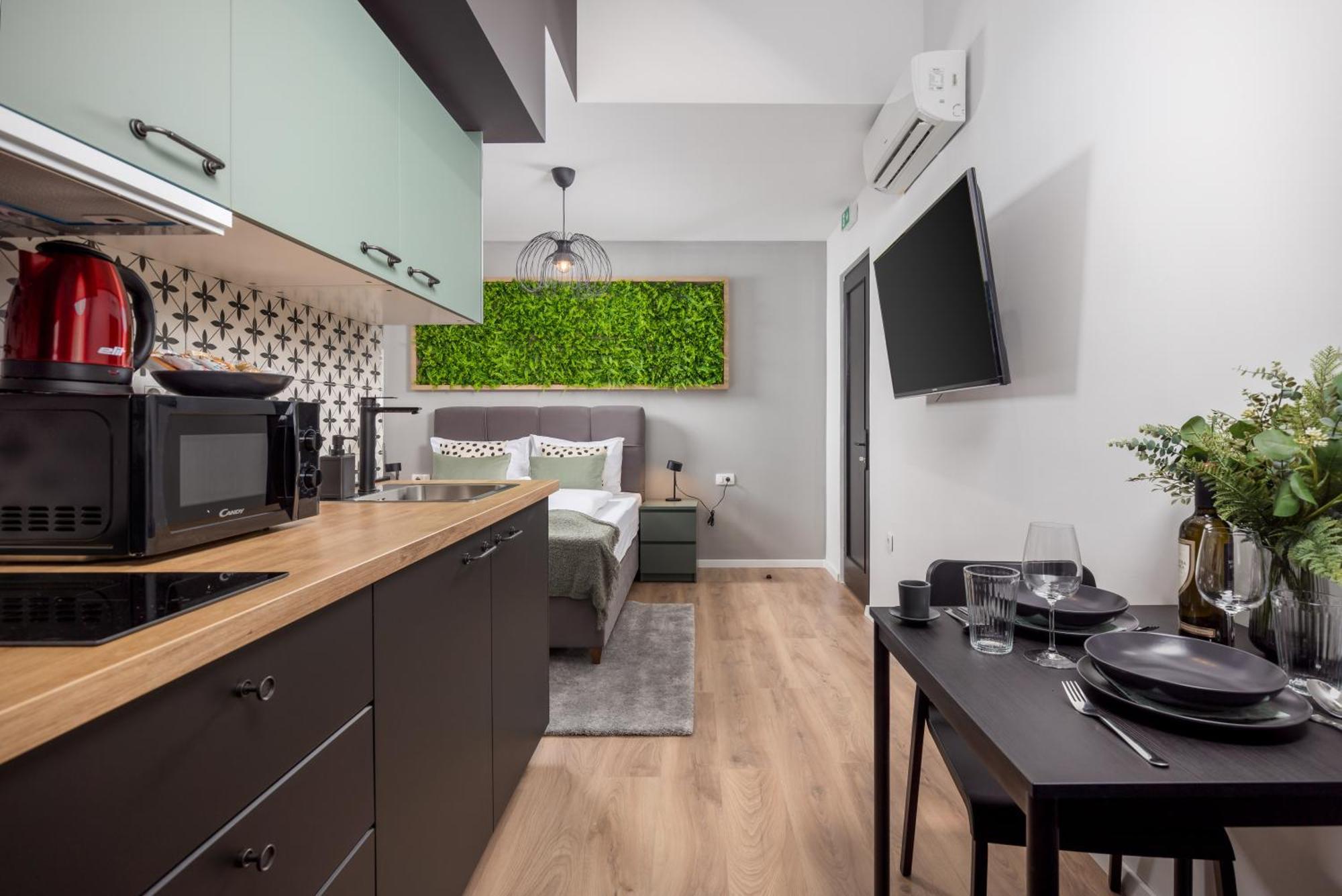 Apartments & Rooms One World Rijeka Luaran gambar