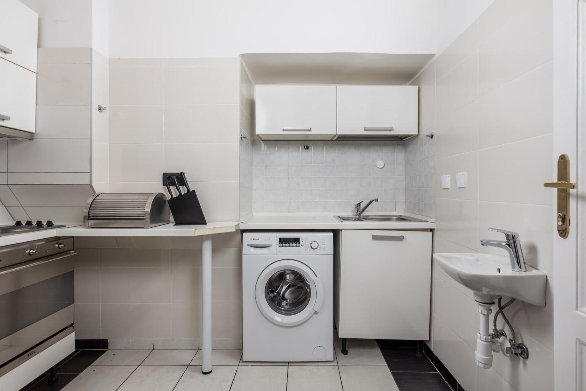 Apartments & Rooms One World Rijeka Luaran gambar
