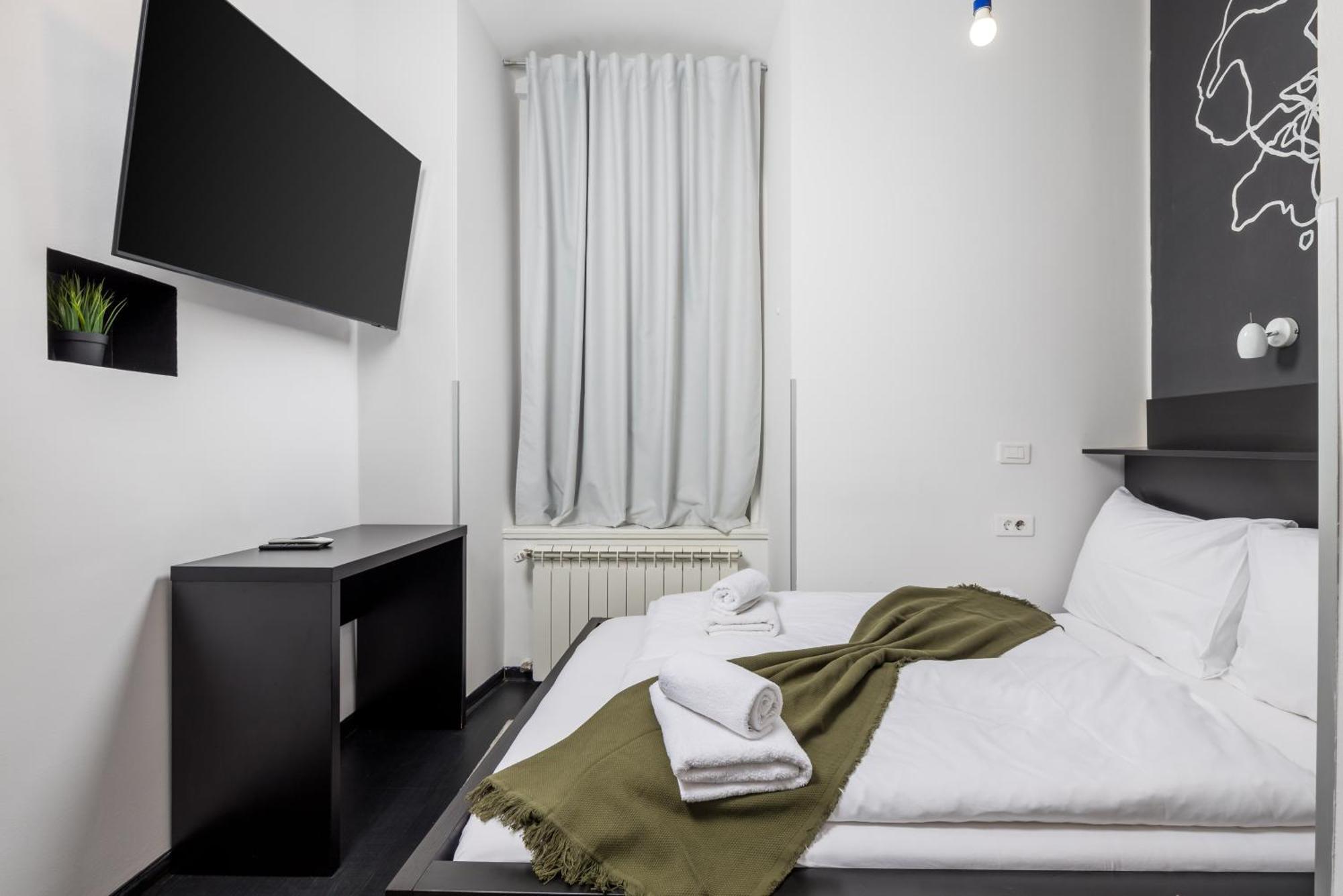 Apartments & Rooms One World Rijeka Luaran gambar